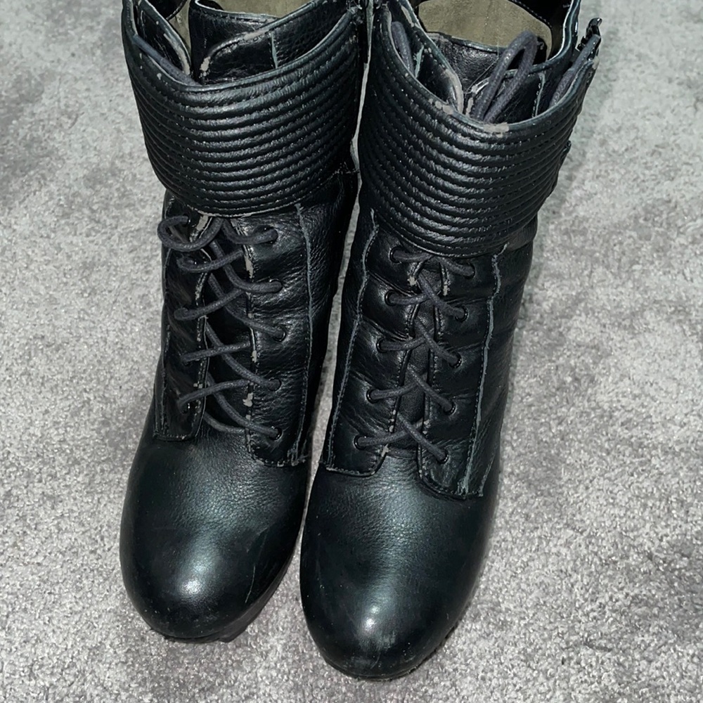 High heal boots
